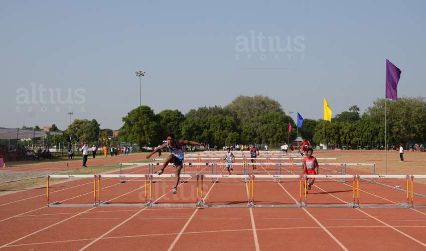 synthetic-track for stadiums